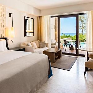 Premium Infinity Sea View Guest room 1 King Private pool